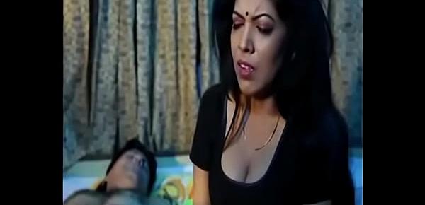  hot mallu aunty romance with husband friend savita bhabi